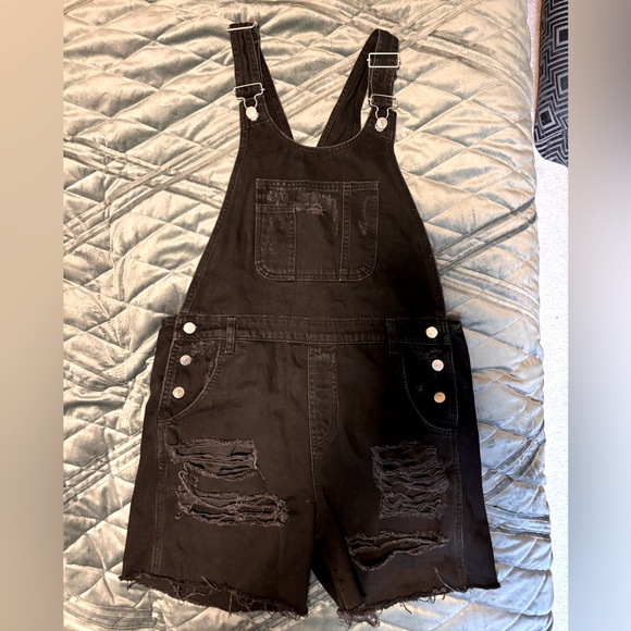 Topshop MOTO Dungaree Shorts (size US 8) - Picture 2 of 5
